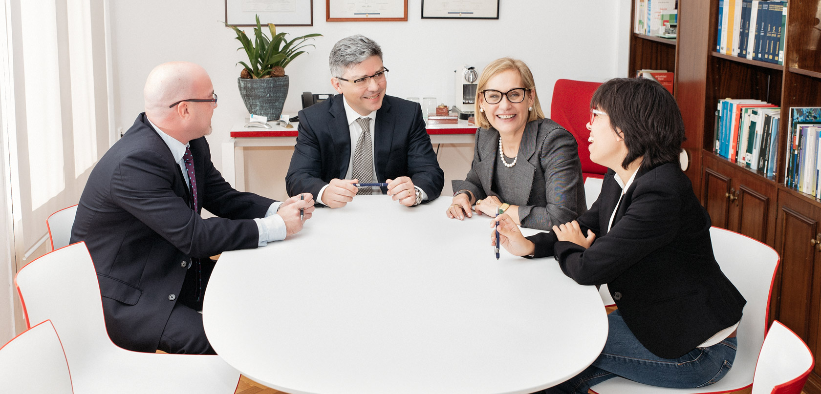 Abogados & Economistas